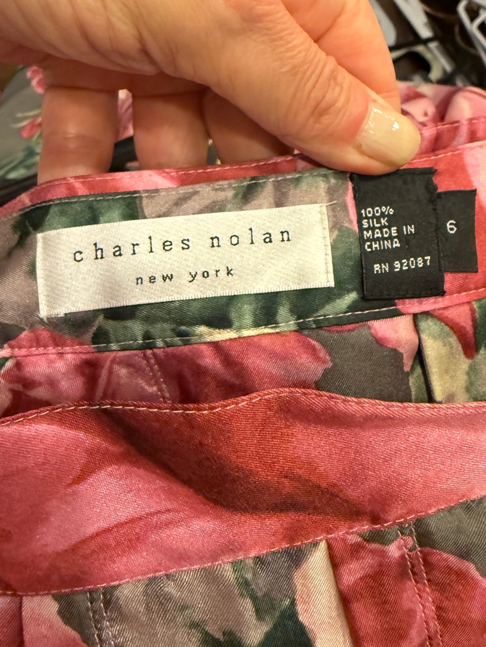 Charles Nolan New York Women’s Bold Pink and Gray Pleated Floral Silk Skirt sz - Picture 6 of 10